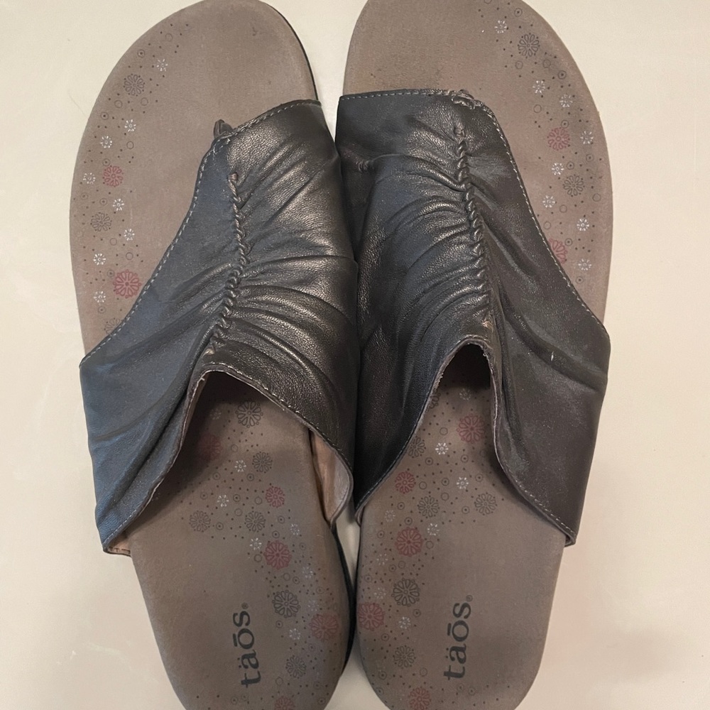 Taos - sandals.  Size 12. Cocas metallic.